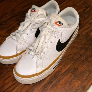 Nike courts - good condition